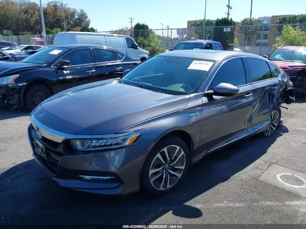 1HGCV3F41JA000662 2018 HONDA ACCORD - Image 2