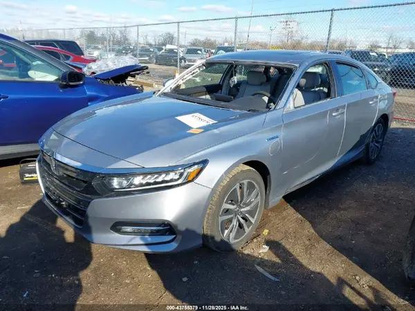 1HGCV3F41JA013363 2018 HONDA ACCORD - Image 2