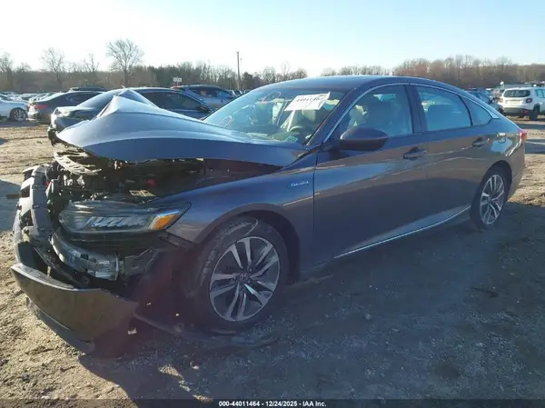 1HGCV3F41KA014322 2019 HONDA ACCORD - Image 2