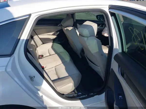 1HGCV3F41KA015129 2019 HONDA ACCORD - Image 8