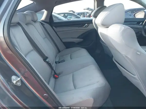 1HGCV3F42JA000654 2018 HONDA ACCORD - Image 8