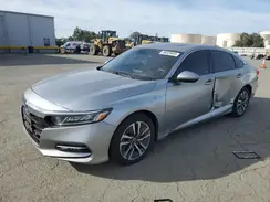 1HGCV3F42JA013498 2018 HONDA ACCORD