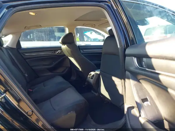 1HGCV3F42KA007637 2019 HONDA ACCORD - Image 8