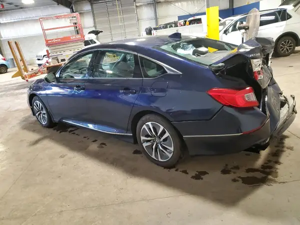 1HGCV3F42KA010523 2019 HONDA ACCORD - Image 2