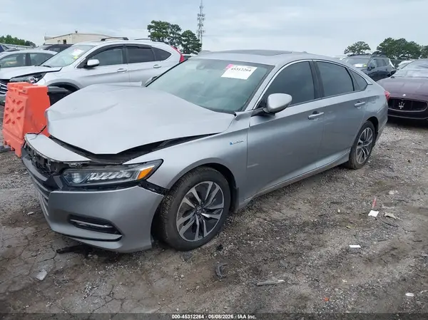 1HGCV3F42KA013230 2019 HONDA ACCORD - Image 2