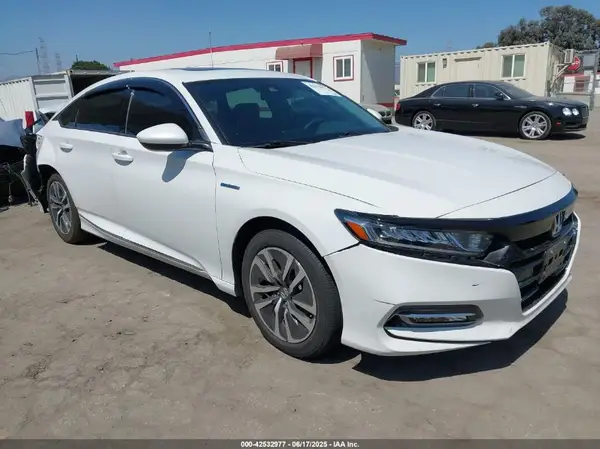 1HGCV3F42LA000317 2020 HONDA ACCORD - Image 1