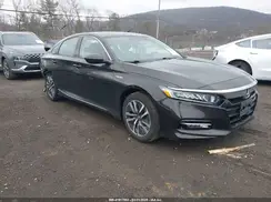 1HGCV3F44JA017181 2018 HONDA ACCORD
