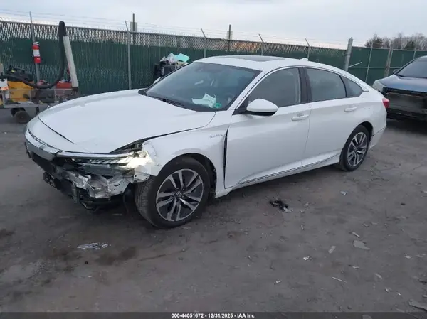1HGCV3F44KA020549 2019 HONDA ACCORD - Image 2