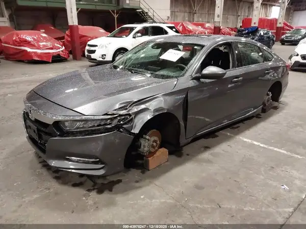 1HGCV3F44LA006670 2020 HONDA ACCORD - Image 2