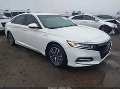 1HGCV3F45JA003919 2018 HONDA ACCORD