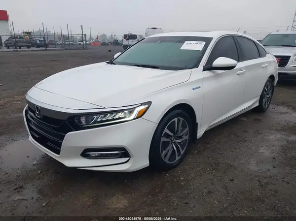 1HGCV3F45JA003919 2018 HONDA ACCORD - Image 2