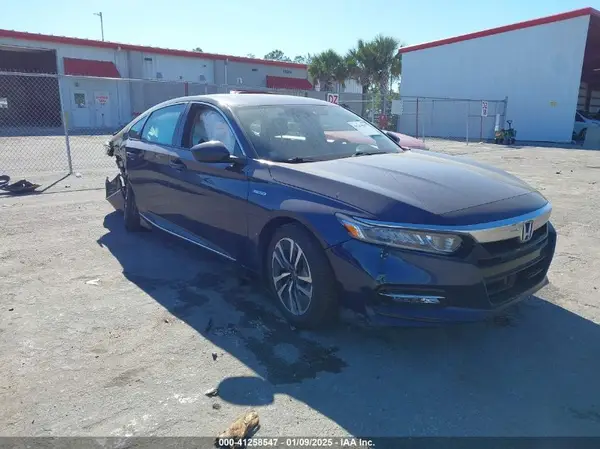 1HGCV3F46KA003624 2019 HONDA ACCORD - Image 1