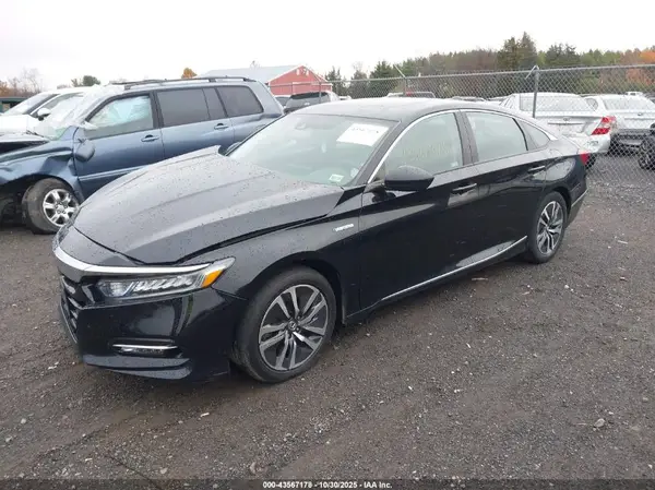1HGCV3F46KA012601 2019 HONDA ACCORD - Image 2