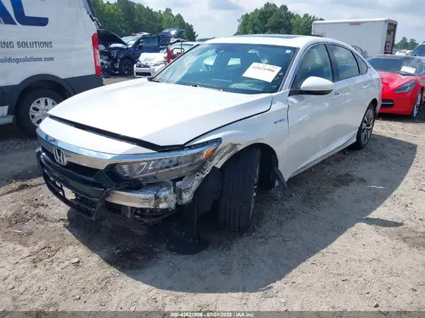 1HGCV3F46KA013862 2019 HONDA ACCORD - Image 2