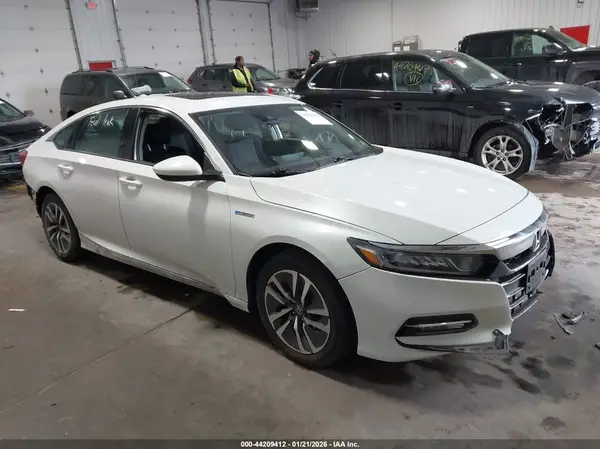 1HGCV3F47JA002030 2018 HONDA ACCORD - Image 1