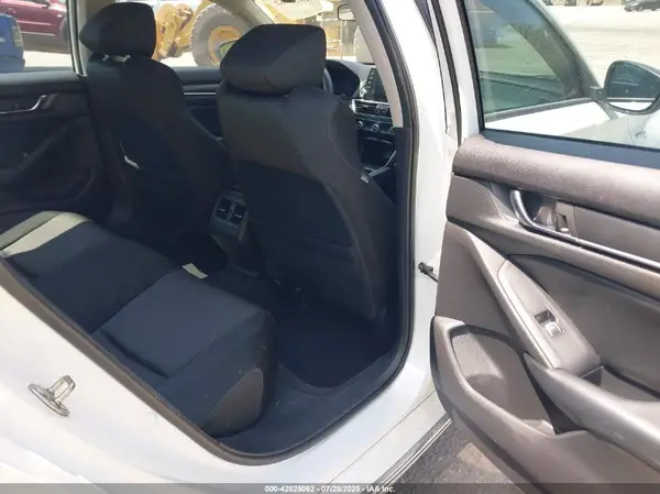 1HGCV3F47JA002061 2018 HONDA ACCORD - Image 8
