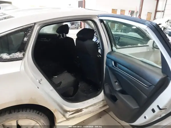 1HGCV3F47KA000747 2019 HONDA ACCORD - Image 8