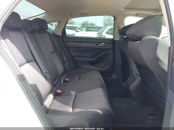 1HGCV3F47KA017595 2019 HONDA ACCORD - Image 8