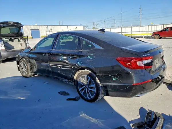 1HGCV3F47LA011569 2020 HONDA ACCORD - Image 2