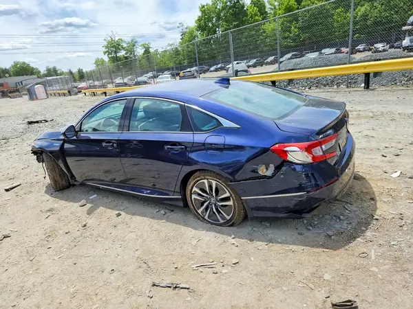 1HGCV3F48JA004563 2018 HONDA ACCORD - Image 2