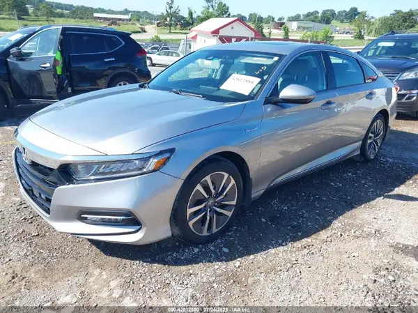 1HGCV3F48KA006623 2019 HONDA ACCORD - Image 2