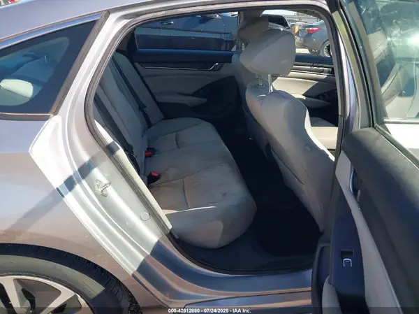 1HGCV3F48KA006623 2019 HONDA ACCORD - Image 8