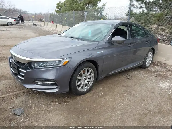 1HGCV3F48KA012647 2019 HONDA ACCORD - Image 2