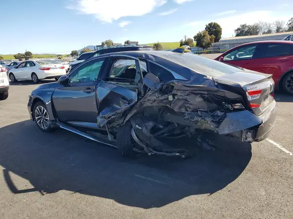 1HGCV3F48KA020070 2019 HONDA ACCORD - Image 2
