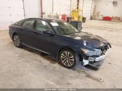 1HGCV3F49JA008640 2018 HONDA ACCORD
