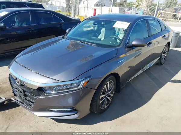 1HGCV3F49KA001933 2019 HONDA ACCORD - Image 2