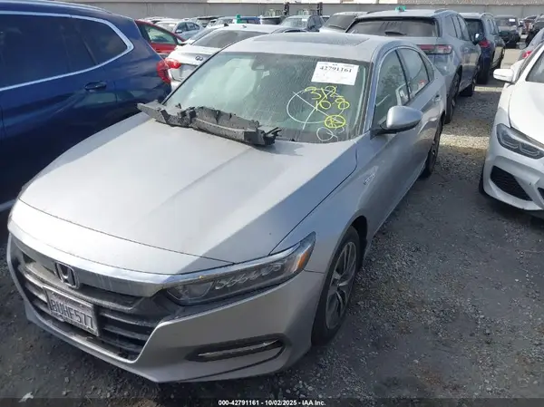 1HGCV3F49LA017048 2020 HONDA ACCORD - Image 2
