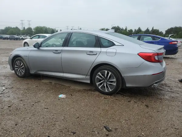 1HGCV3F4XJA002748 2018 HONDA ACCORD - Image 2