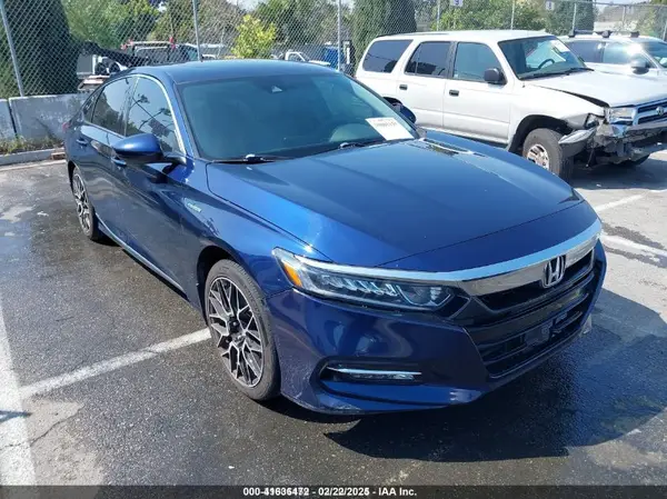 1HGCV3F4XJA004547 2018 HONDA ACCORD - Image 1