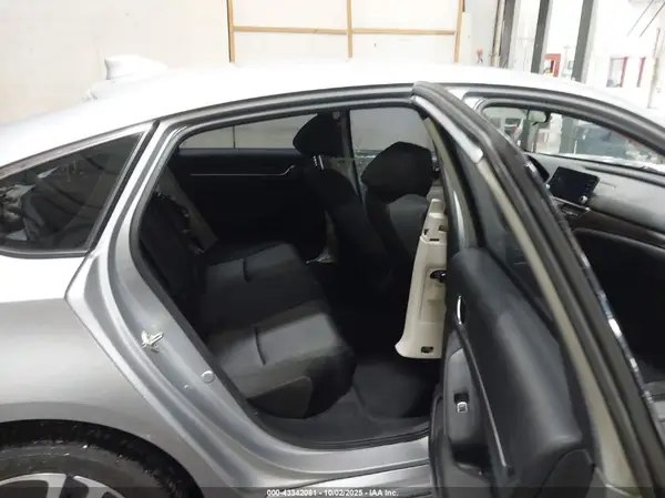 1HGCV3F4XKA004274 2019 HONDA ACCORD - Image 8