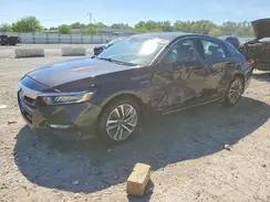 1HGCV3F50JA013136 2018 HONDA ACCORD