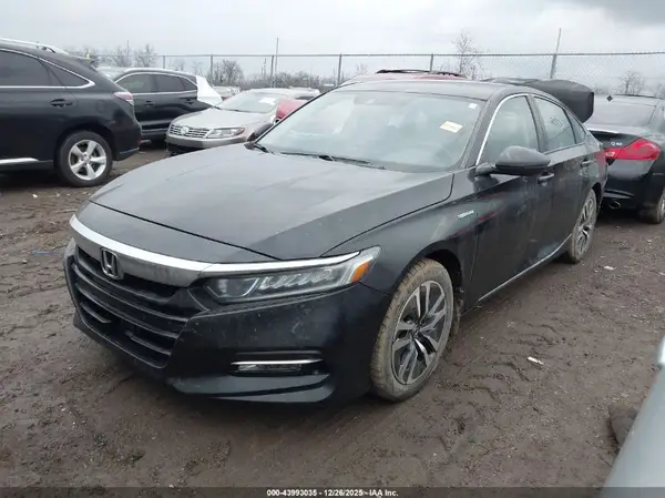 1HGCV3F50KA002011 2019 HONDA ACCORD - Image 2