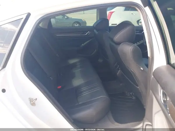 1HGCV3F50KA005703 2019 HONDA ACCORD - Image 8