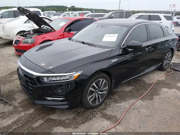1HGCV3F50KA010237 2019 HONDA ACCORD - Image 2