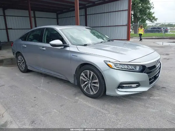 1HGCV3F50KA017933 2019 HONDA ACCORD - Image 1