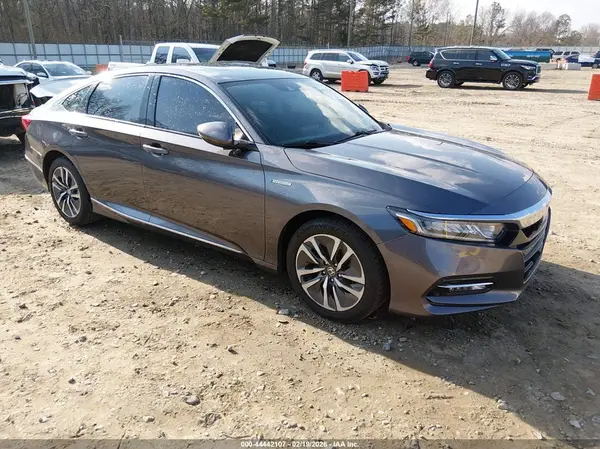 1HGCV3F52JA000209 2018 HONDA ACCORD - Image 1