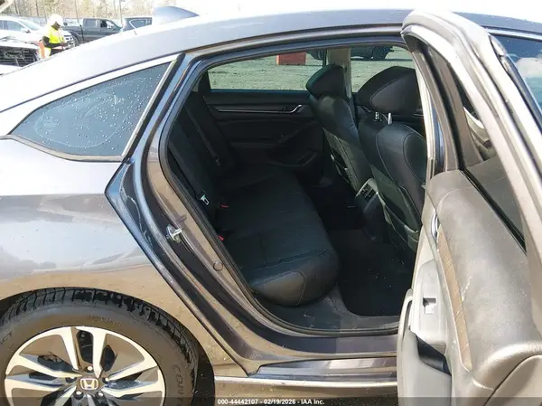 1HGCV3F52JA000209 2018 HONDA ACCORD - Image 8