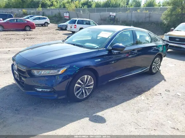 1HGCV3F52JA003319 2018 HONDA ACCORD - Image 2