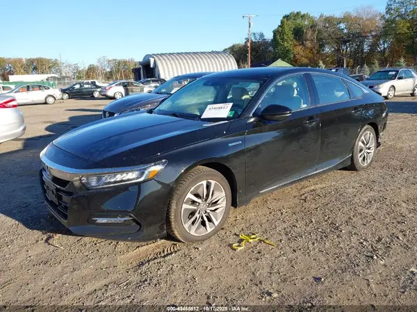1HGCV3F52JA008309 2018 HONDA ACCORD - Image 2