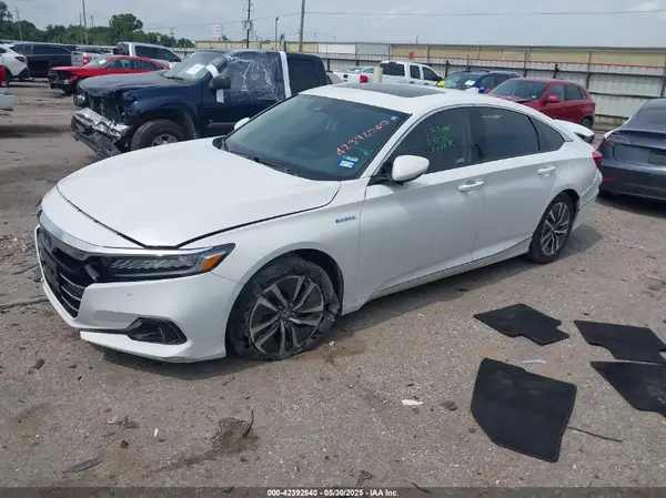1HGCV3F52NA028145 2022 HONDA ACCORD - Image 2