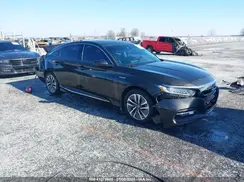 1HGCV3F53JA013129 2018 HONDA ACCORD