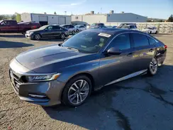 1HGCV3F53JA015916 2018 HONDA ACCORD