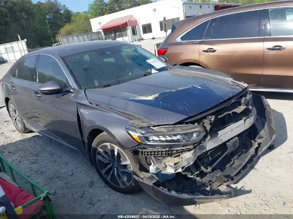 1HGCV3F53JA016161 2018 HONDA ACCORD - Image 1