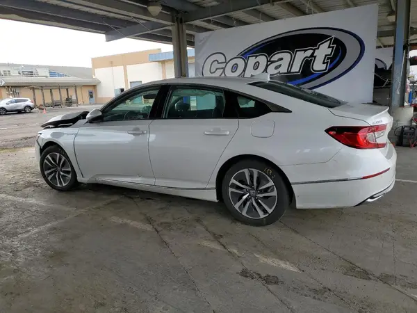 1HGCV3F53NA023388 2022 HONDA ACCORD - Image 2