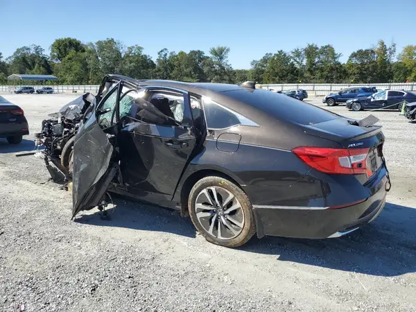 1HGCV3F54JA004682 2018 HONDA ACCORD - Image 2