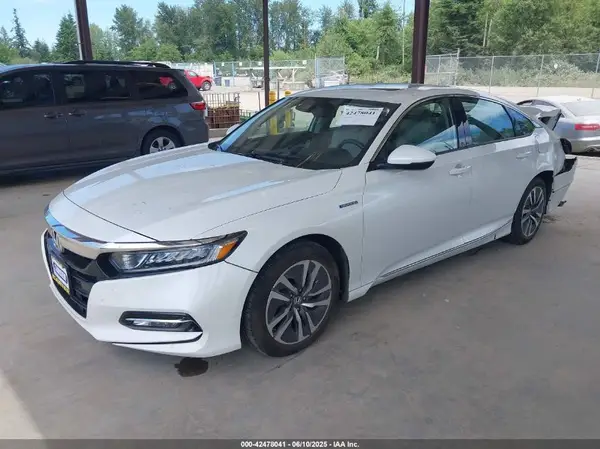 1HGCV3F54JA010935 2018 HONDA ACCORD - Image 2